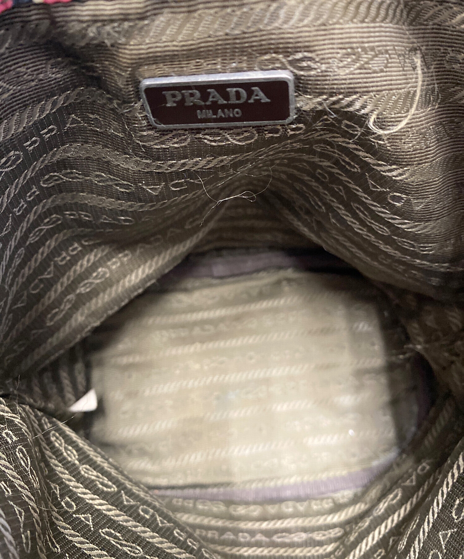中古・古着通販】PRADA (プラダ) ナイロン巾着ポーチ｜ブランド・古着