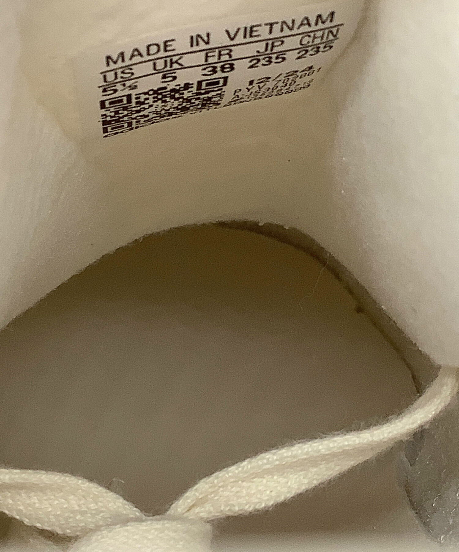 中古・古着通販】adidas (アディダス) スニーカー ベージュ×レッド 