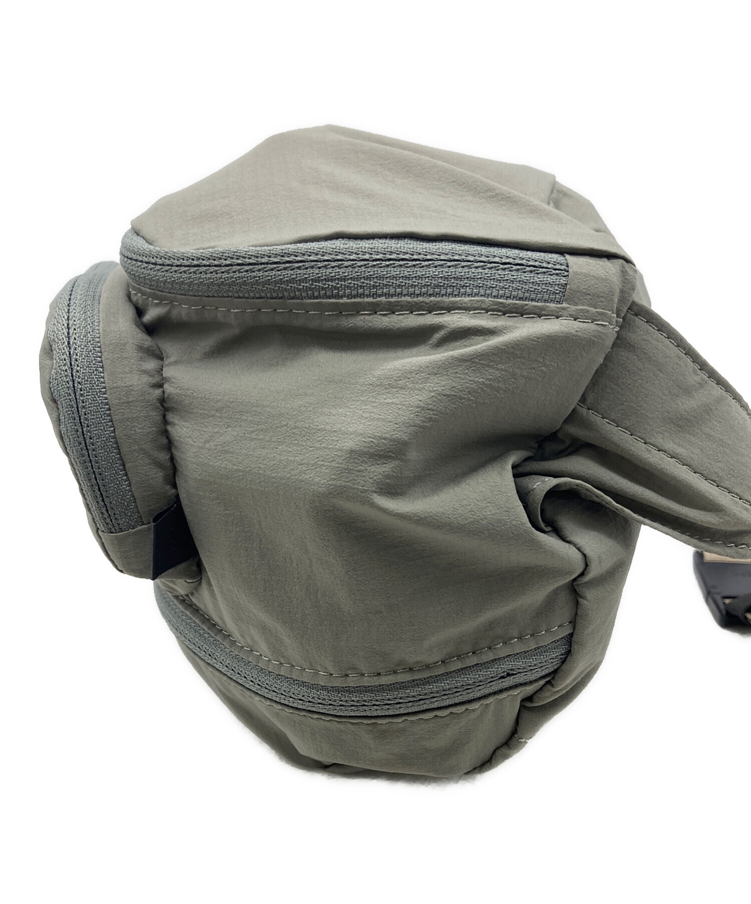 中古・古着通販】DAIWA (ダイワ) TECH TRAVEL EXPAND FANNY BAG グレー