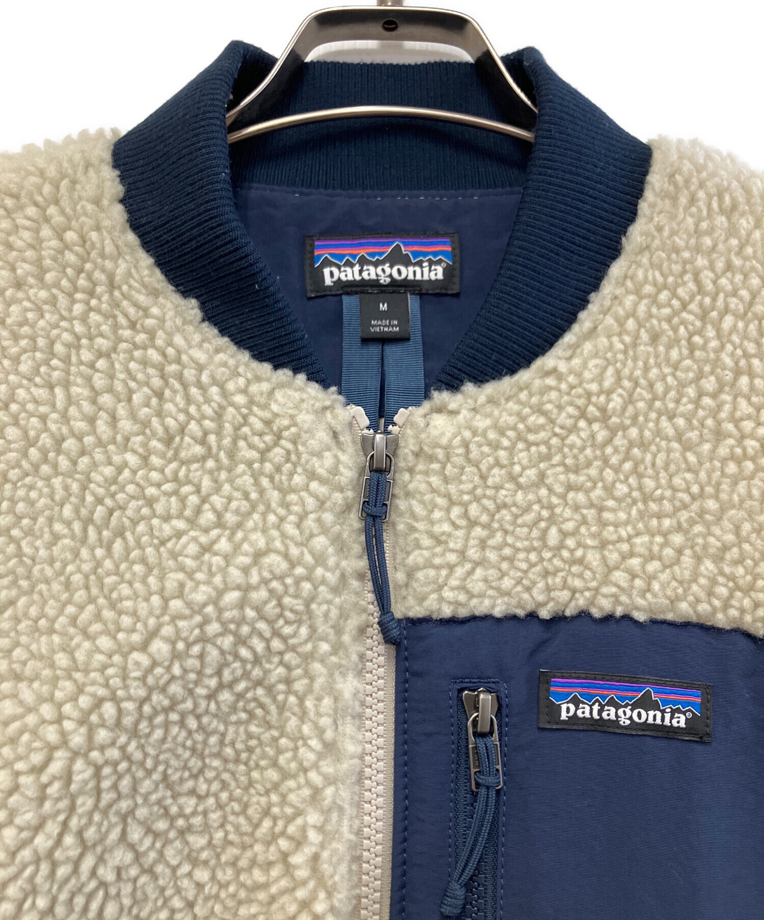 Patagonia ジャケット クリーム色/ネイビー 中古・古着通販】Patagonia (パタゴニア) レトロXボマージャケット