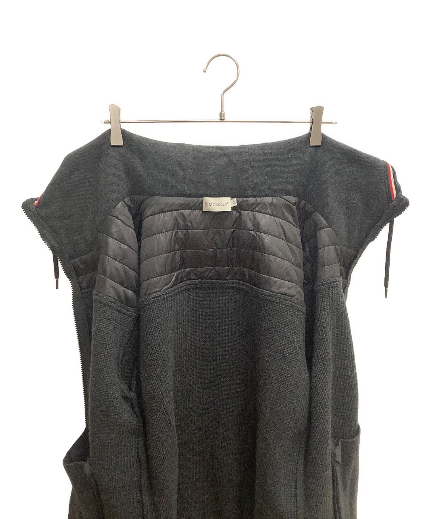 Moncler グレー タンクトップ MONCLER モンクレール タンクトップ - メルカリ