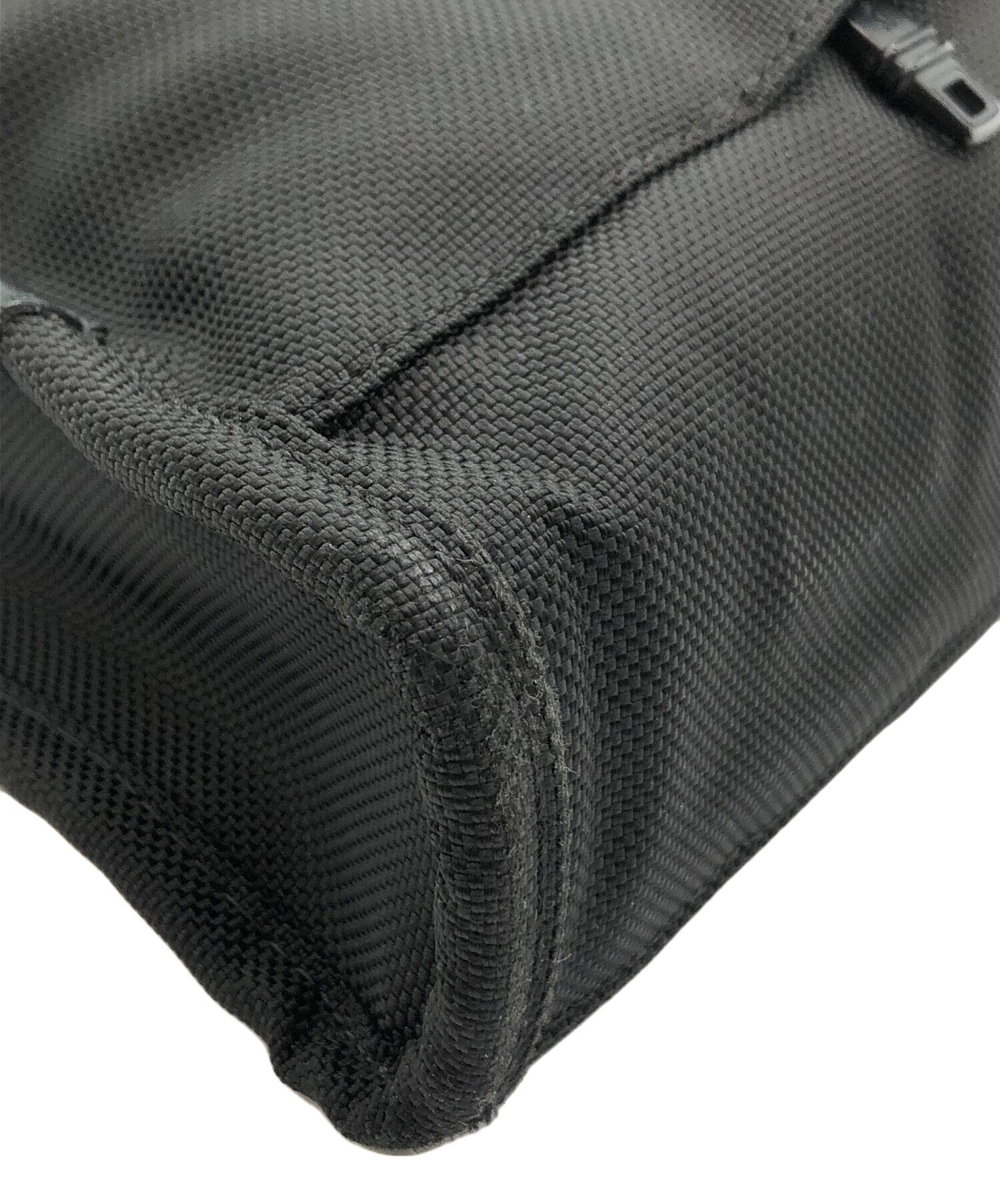 中古・古着通販】TUMI (トゥミ) Slim Deluxe Portfolio ブラック 