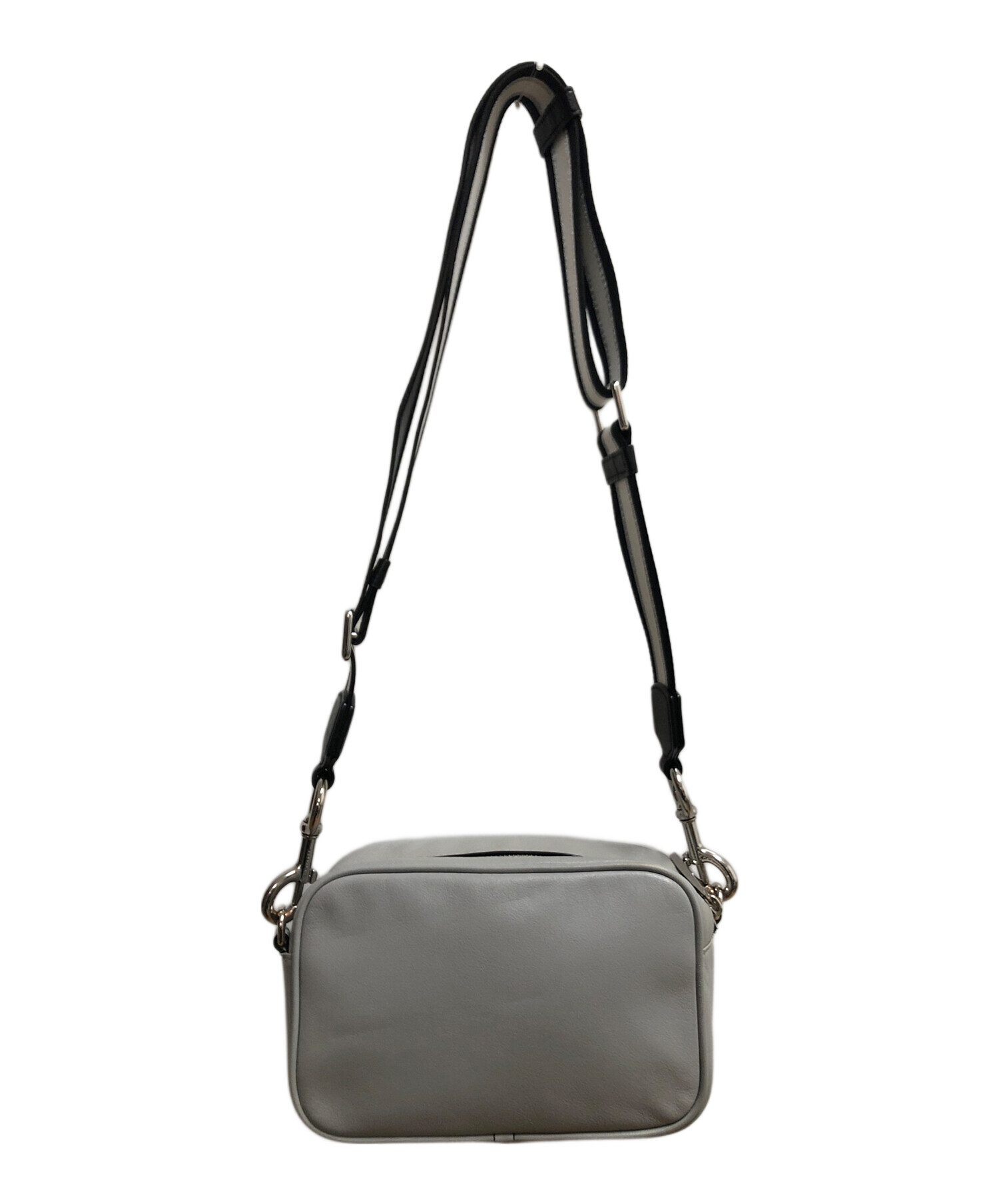 MARC JACOBS ショルダーバッグ グレー 中古・古着通販】MARC JACOBS (マークジェイコブス) ショルダーバッグ