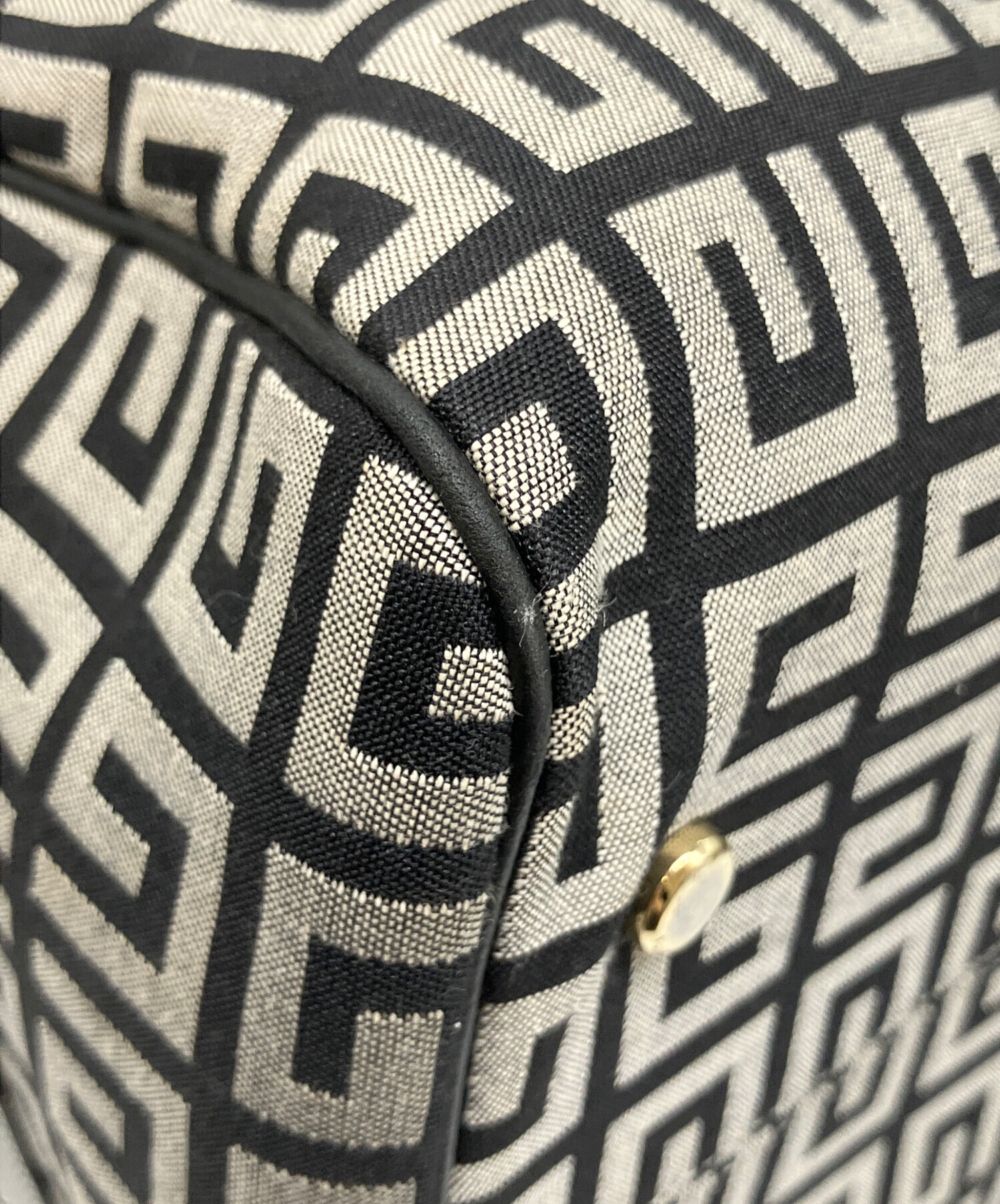 中古・古着通販】GIVENCHY (ジバンシィ) ボストンバッグ ブラック