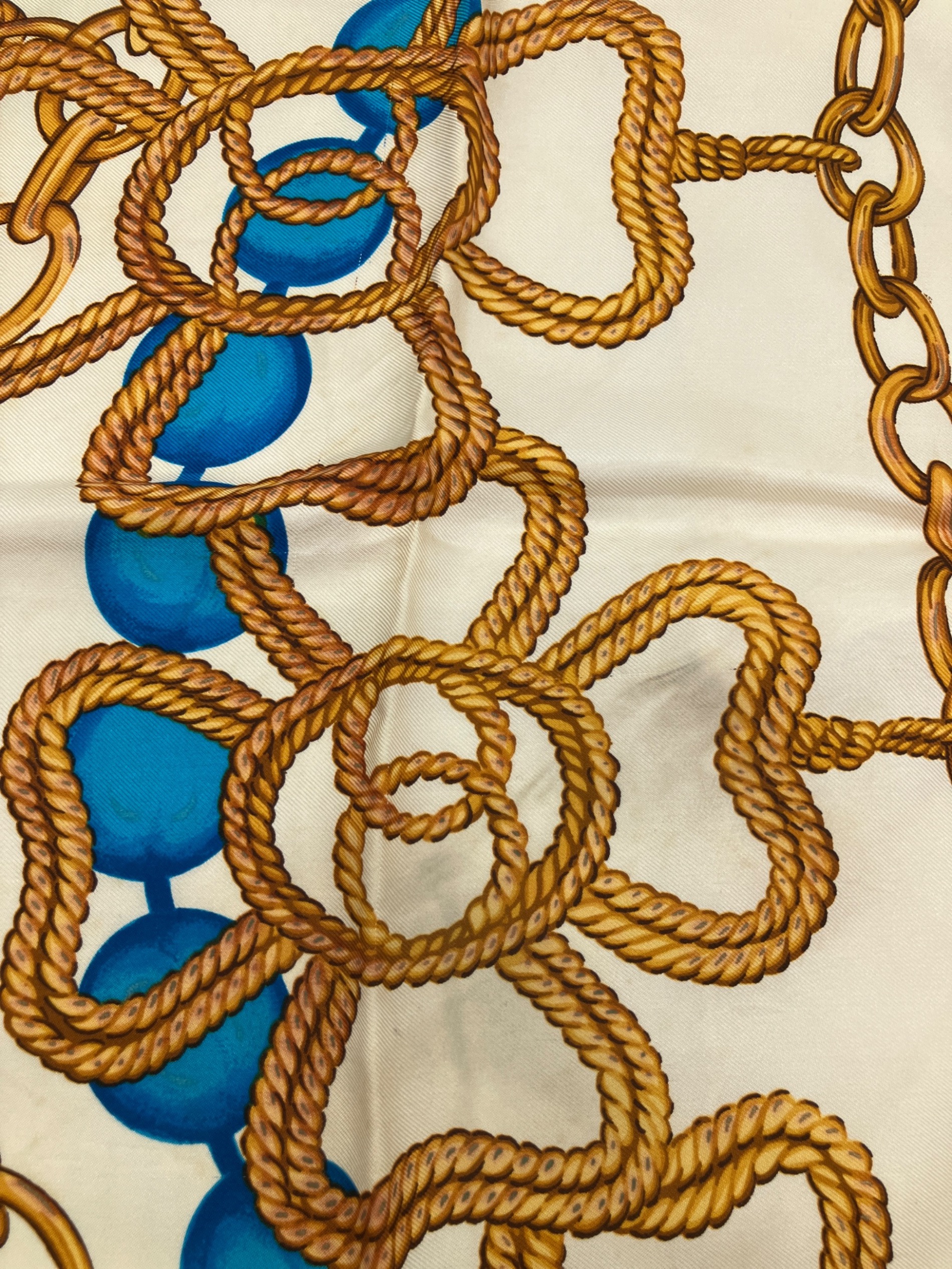 中古・古着通販】CHANEL (シャネル) シルクスカーフ ベージュ