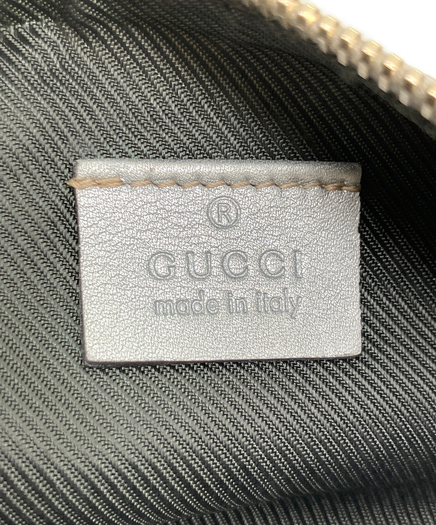 中古・古着通販】GUCCI (グッチ) GG コスメポーチ シルバー｜ブランド 