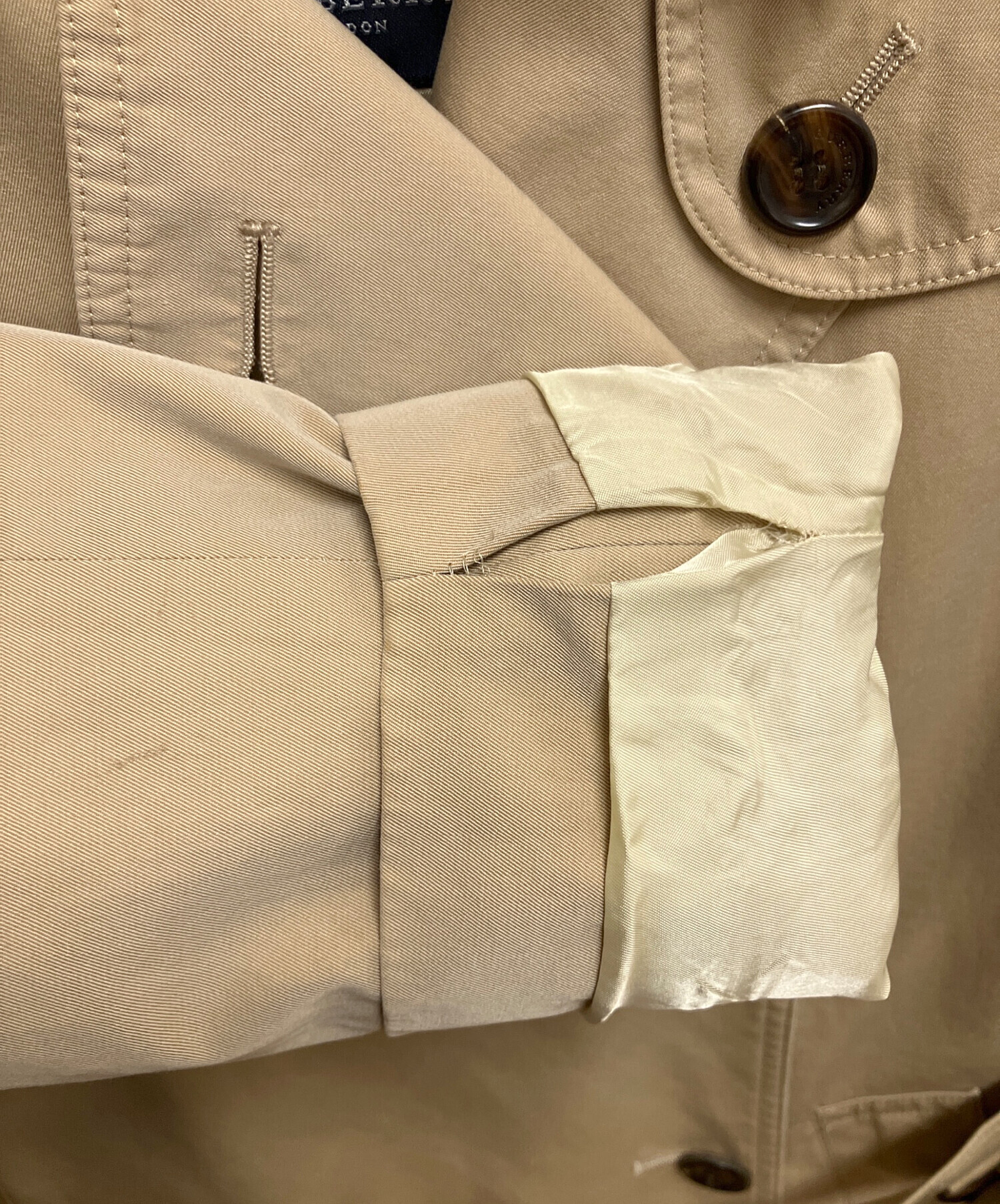 未使用級✨バーバリーロンドン ◎サイズ46◎トレンチコート ベージュ 未使用級 現行 バーバリーロンドン トレンチコート カシミヤ混 ハニー