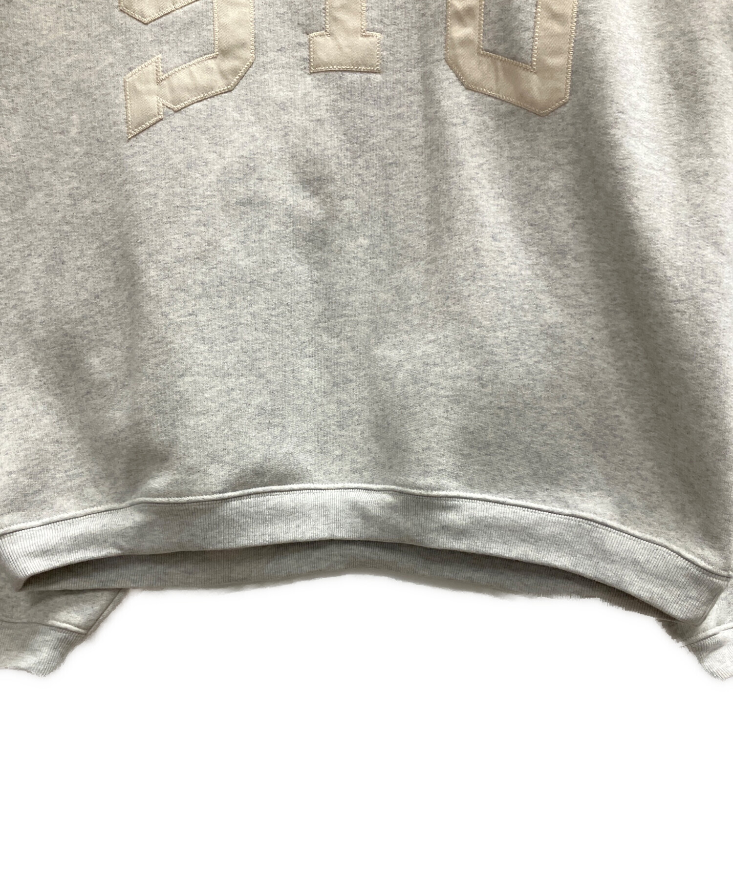 中古・古着通販】stussy (ステューシー) STU Applique Crew カレッジ