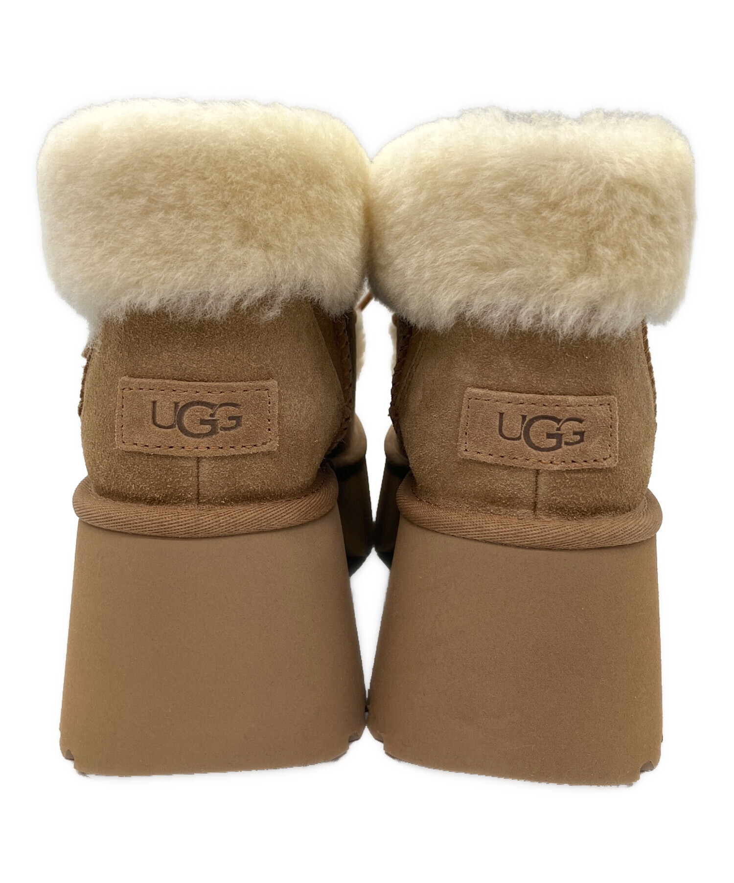 【新品未使用箱付き　UGG Esmee Lace Up UGG（アグ） ウィメンズ エスミー レースアップ UGG WOMENS ESMEE LACE