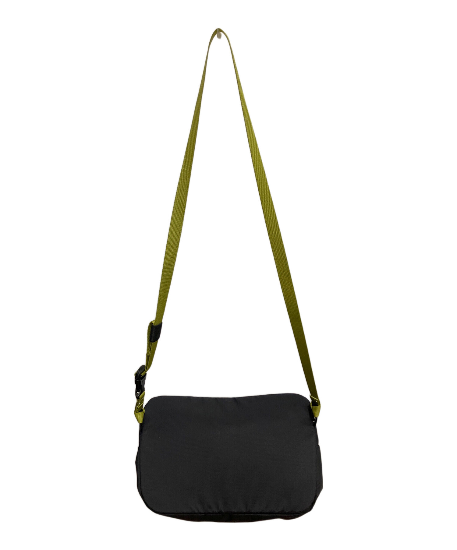 レアなARC'TERYX ヒリアドショルダーバッグ ブラック新品未使用 中古・古着通販】ARC'TERYX (アークテリクス) ヒリアドクロスボディ