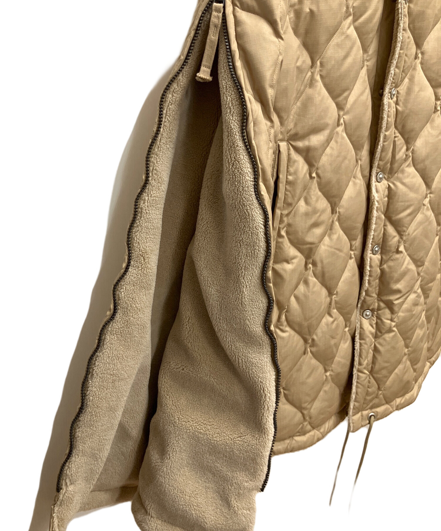 TAION ダウンケープ ベージュ ワンサイズ TAION ダウンケープ ベージュ ワンサイズ - メルカリ