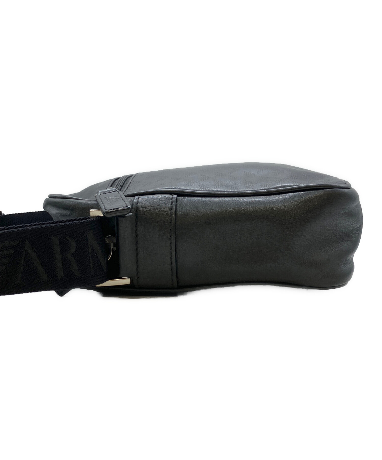 【未使用】EMPORIO ARMANI ロゴストラップ ショルダーバック 中古・古着通販】EMPORIO ARMANI (エンポリオアルマーニ) ショルダー