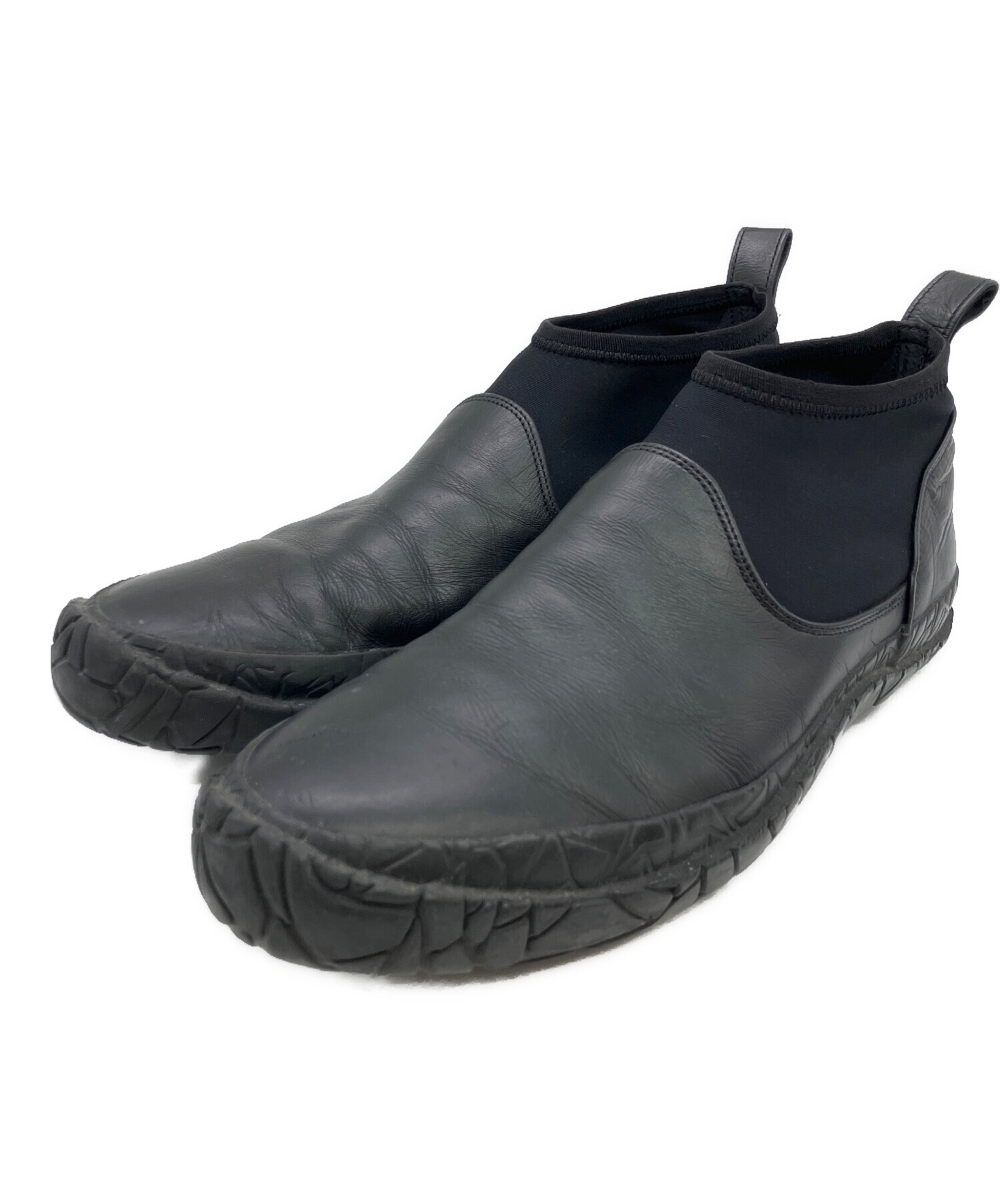中古・古着通販】ISSEY MIYAKE (イッセイミヤケ) スリッポン ブラック