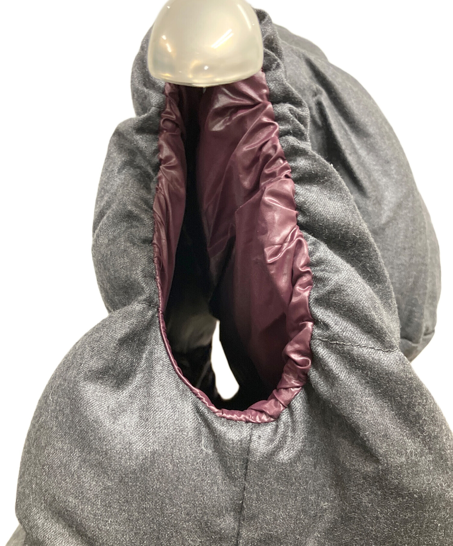 DUVETICA 新品未使用 ダウンベスト 36サイズ グレー DUVETICA 新品未使用 ダウンベスト 36サイズ グレー DUVETICA 新品未