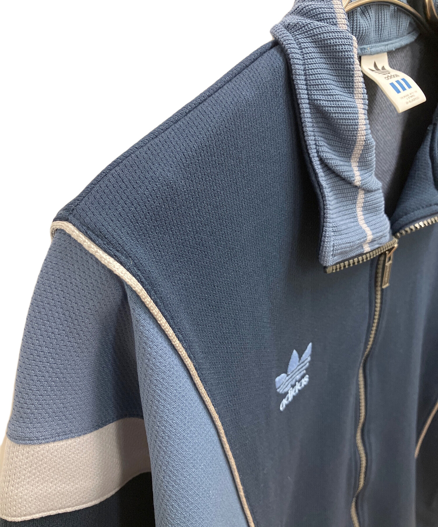 中古・古着通販】adidas (アディダス) トラックジャケット ネイビー