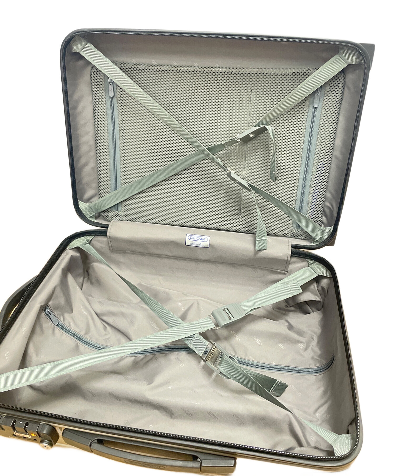 中古・古着通販】RIMOWA (リモワ) サルサ スーツケース シルバー 中古・古着通販】RIMOWA (リモワ) サルサ スーツケース シルバー