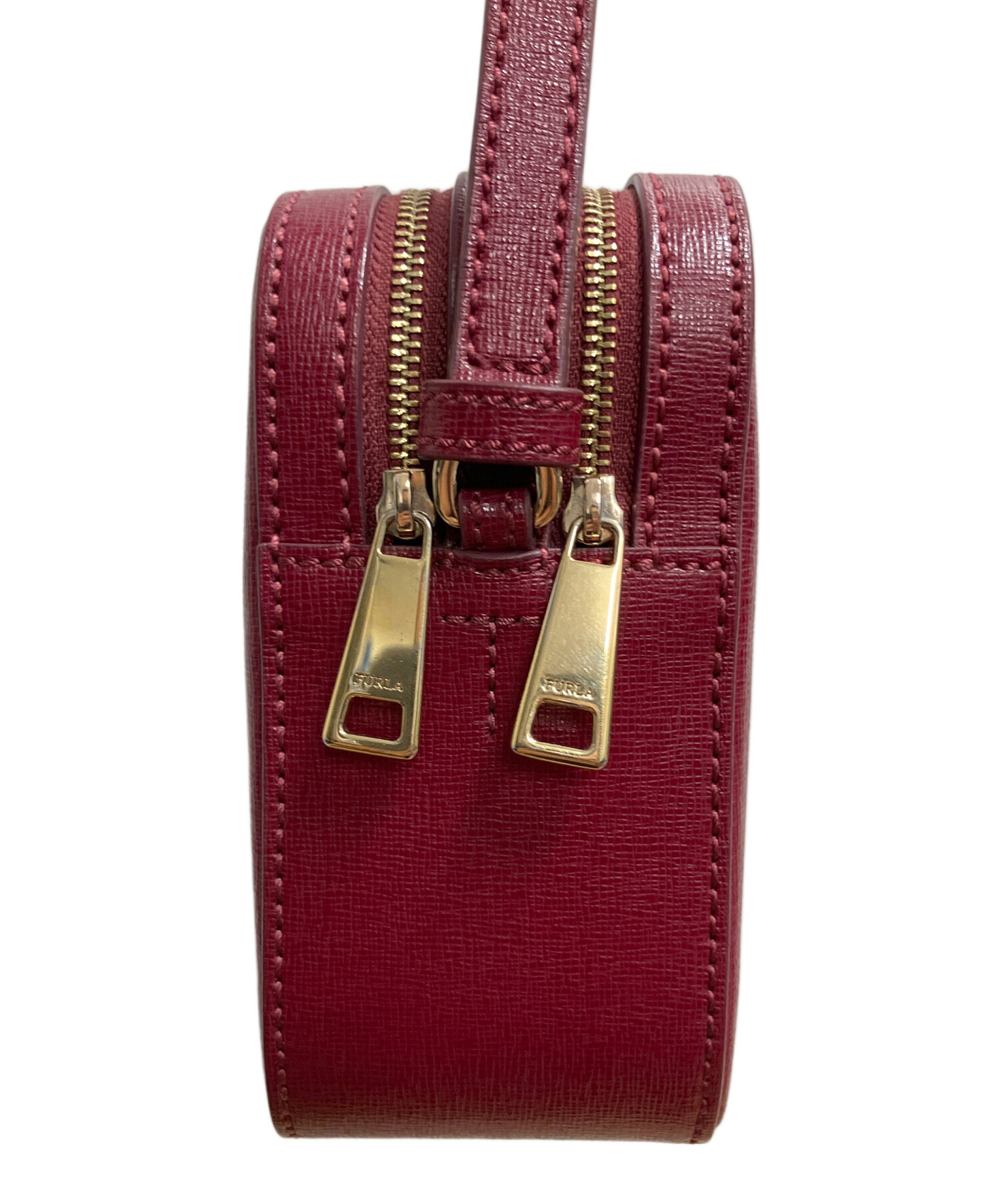 中古・古着通販】FURLA (フルラ) ショルダーバッグ レッド 中古・古着通販】FURLA (フルラ) ショルダーバッグ レッド