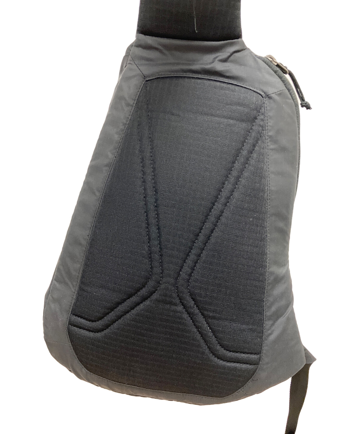 patagonia ボディバッグ グレー　廃盤　希少 中古・古着通販】Patagonia (パタゴニア) Ultralight Black Hole Sling