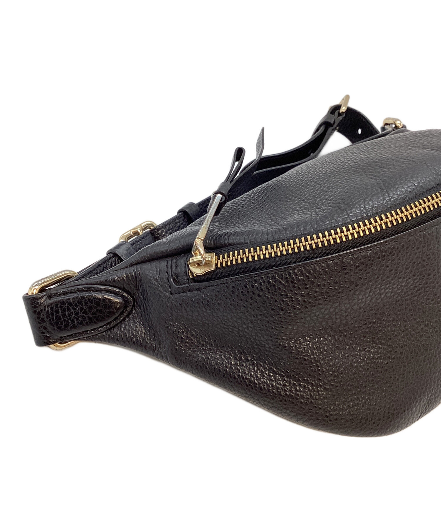 コーチ ウエストバック 中古・古着通販】COACH (コーチ) ウエストバッグ ブラック｜ブランド