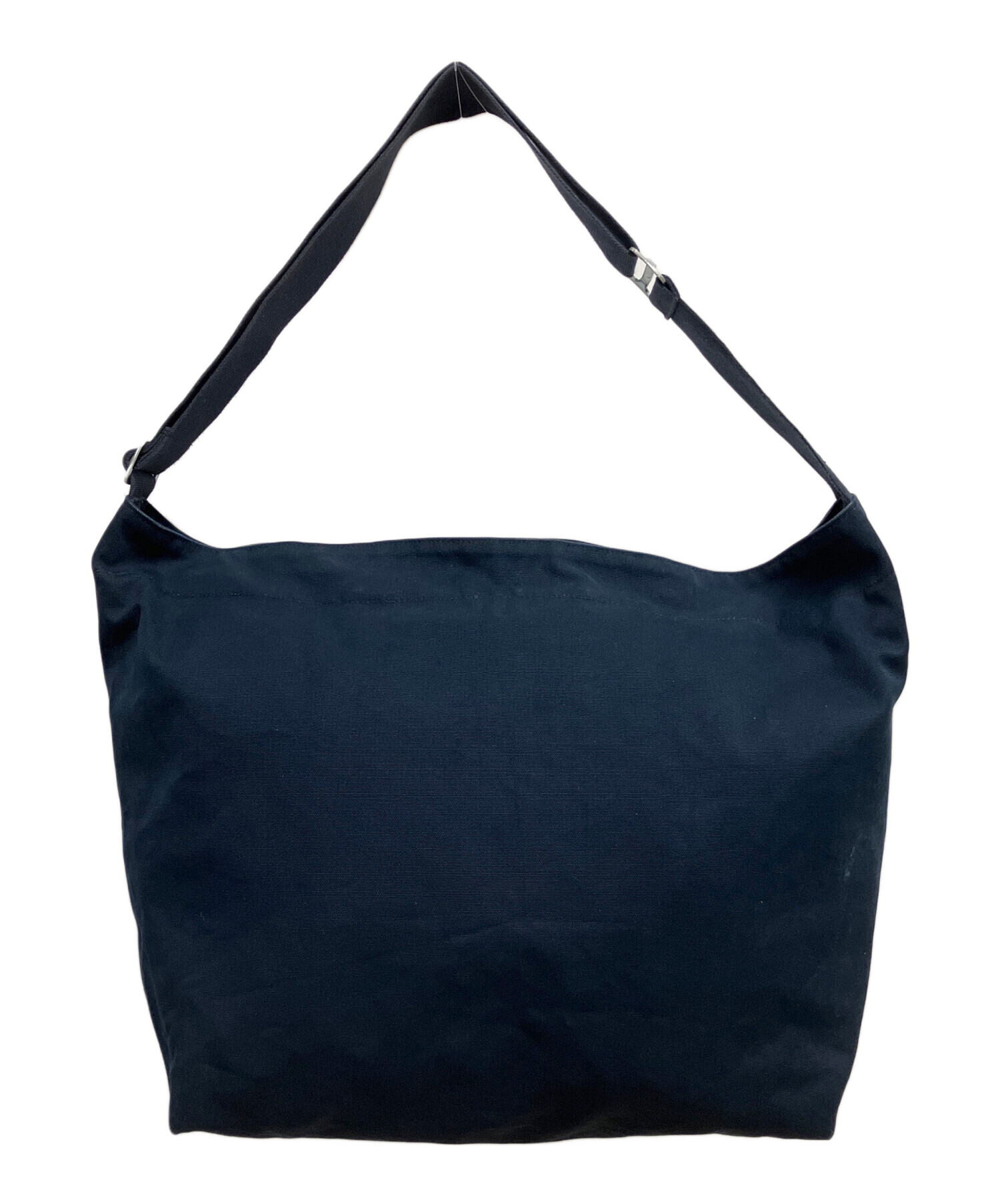 未使用品　marimekko ショルダーバッグ 中古・古着通販】marimekko (マリメッコ) ショルダーバッグ ネイビー