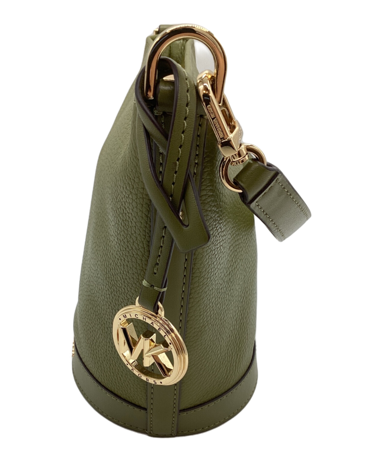 【新品・未使用・タグ付き】MICHAEL KORS ショルダーバッグ グリーン 中古・古着通販】MICHAEL KORS (マイケルコース) ショルダーバッグ