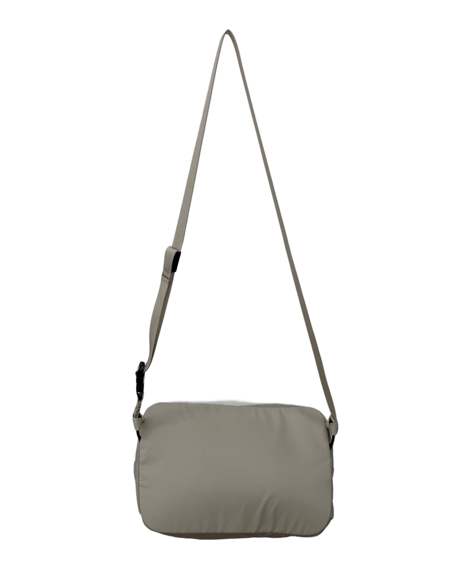 ARC'TERYX ショルダーバッグ グレー 中古・古着通販】ARC'TERYX (アークテリクス) ヒリアド クロスボディ
