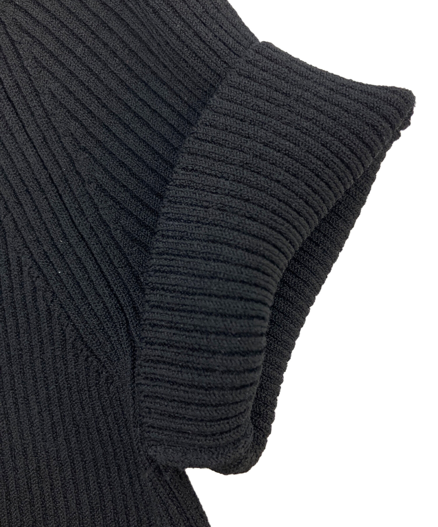 中古・古着通販】DIESEL (ディーゼル) 半袖ニット ブラック サイズ
