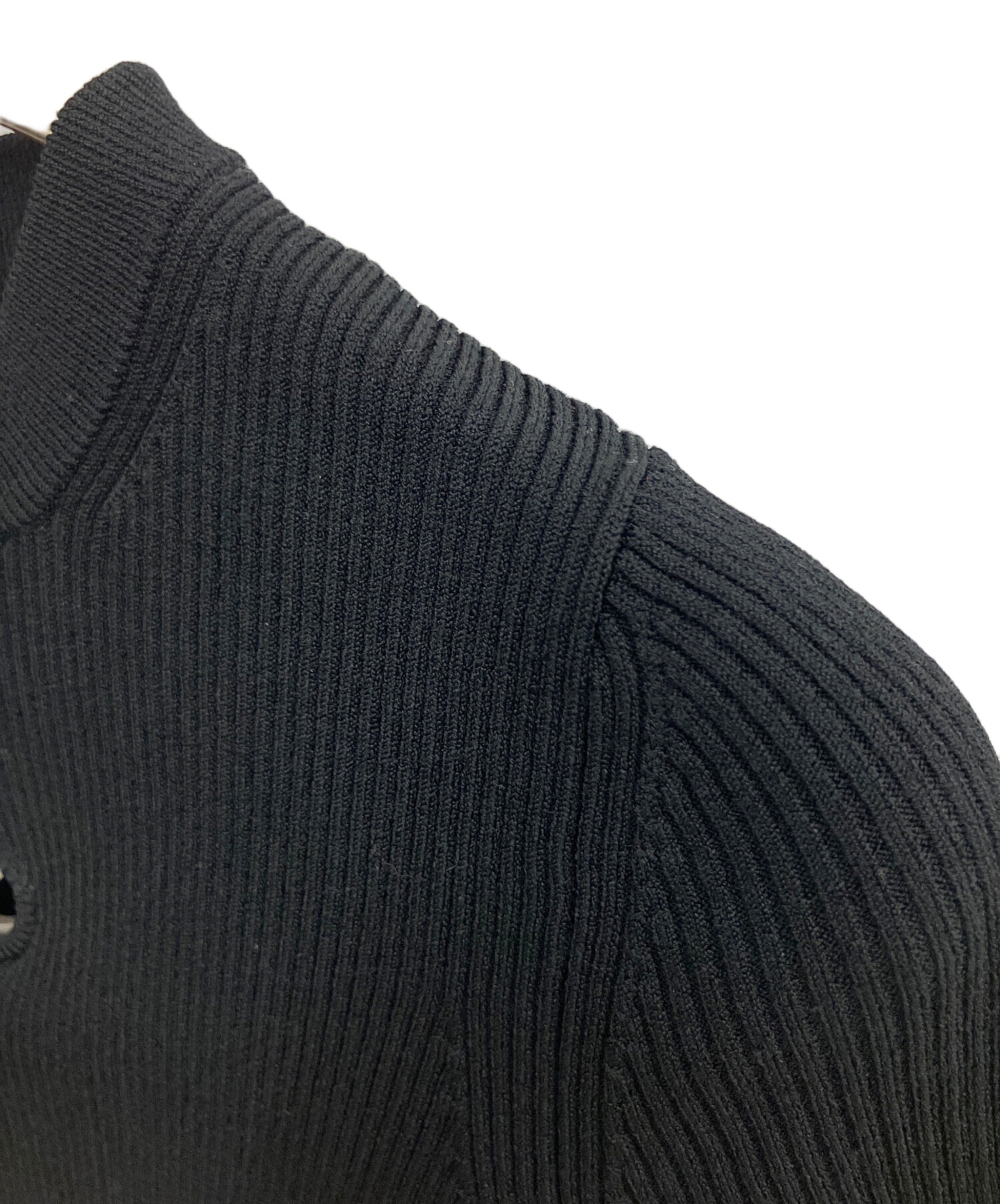 中古・古着通販】DIESEL (ディーゼル) 半袖ニット ブラック サイズ