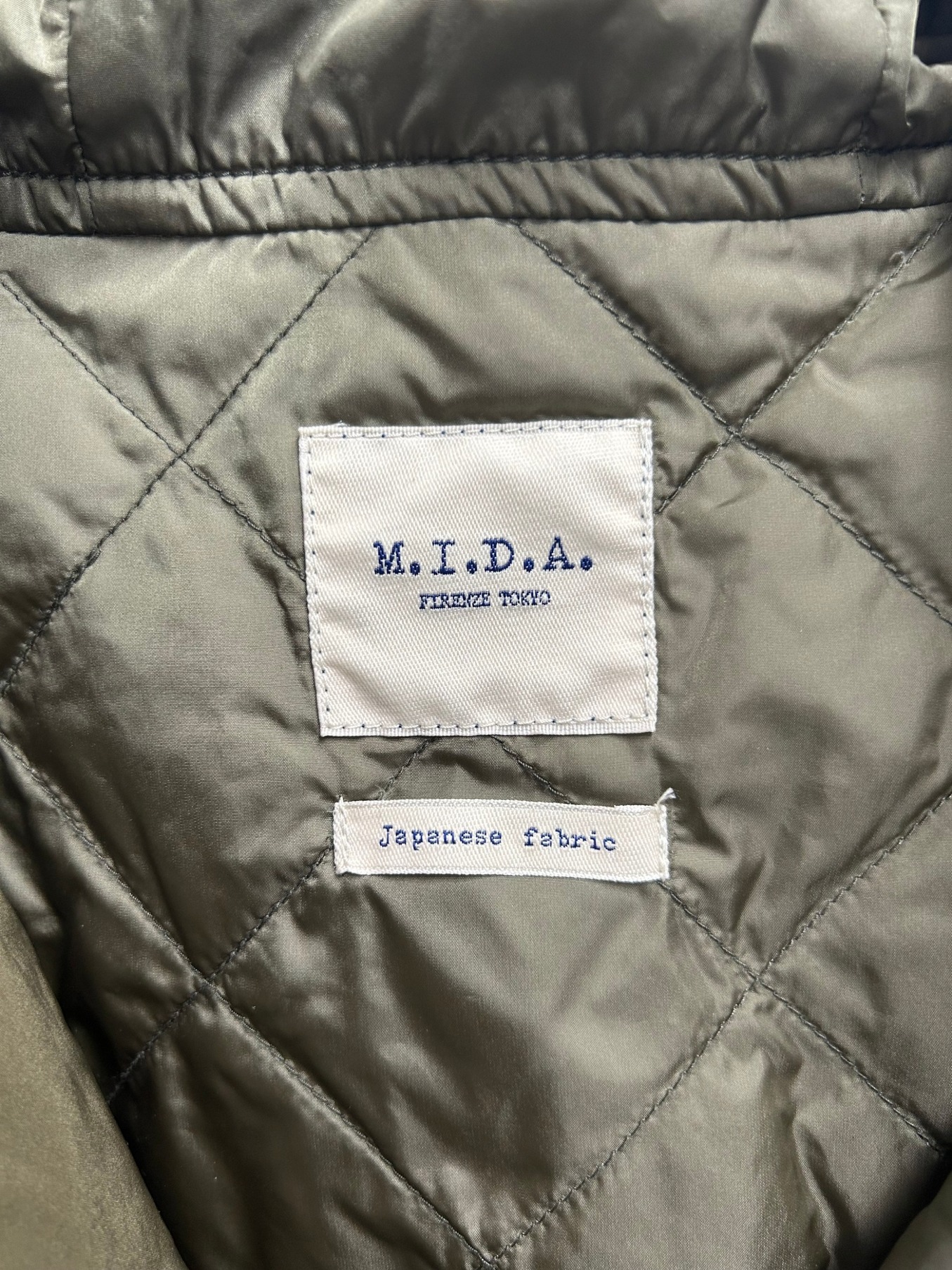 中古・古着通販】M.I.D.A. (ミダ) フーデッドダウンコート カーキ 