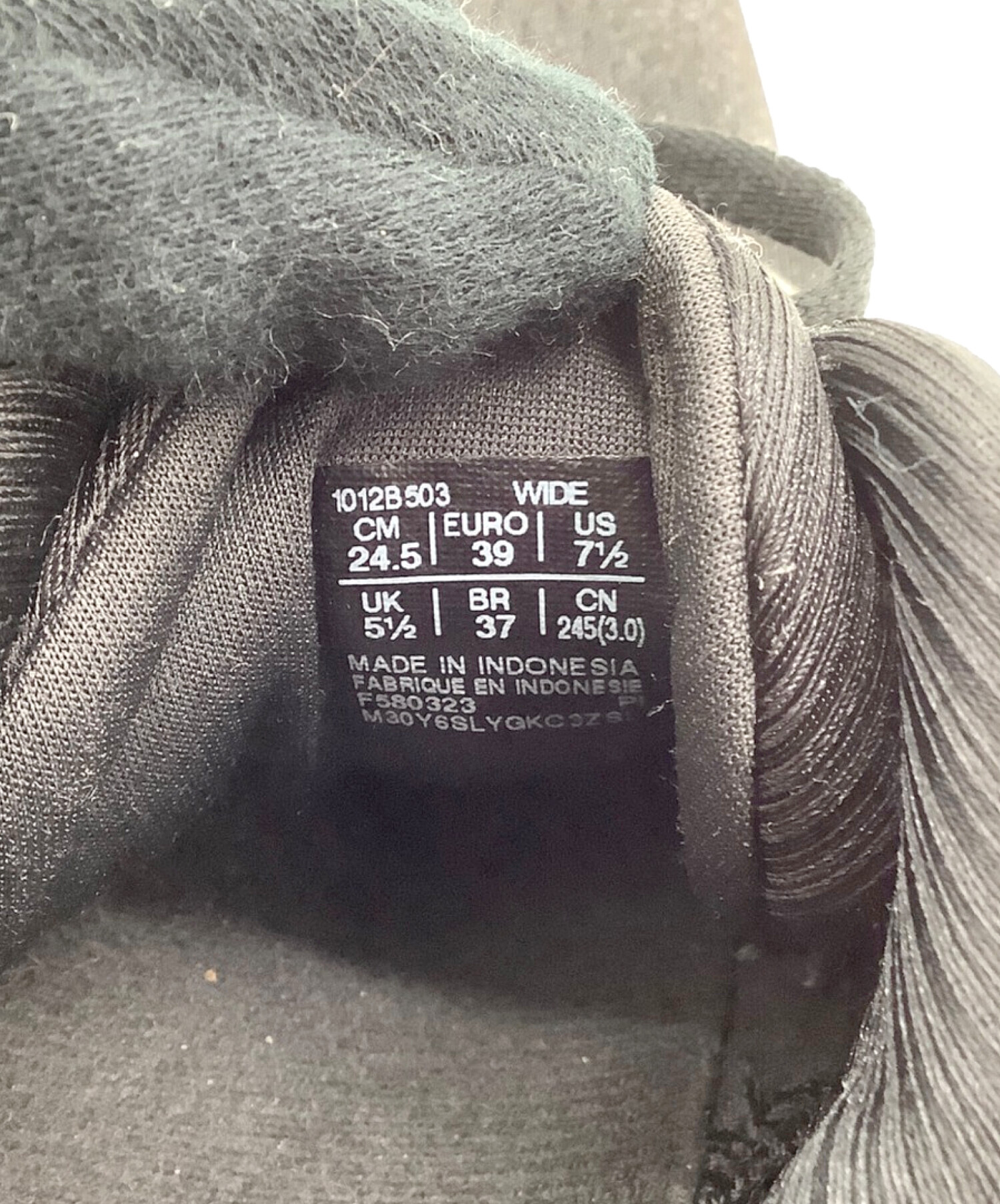 中古・古着通販】asics (アシックス) ランニングシューズ ブラック