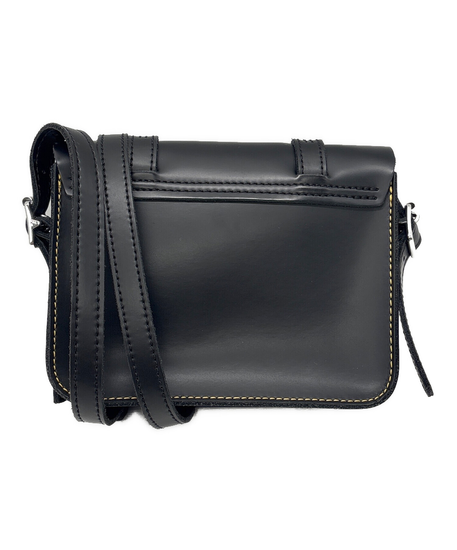 【廃盤サイズ】 タグ付き ドクターマーチン サッチェルバッグ 15インチ 未使用 廃盤サイズ】 タグ付き ドクターマーチン サッチェルバッグ 15