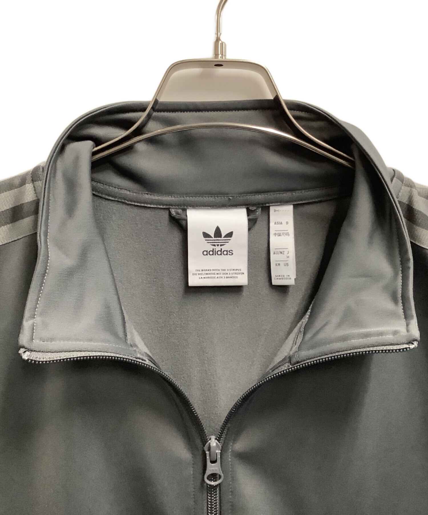 adidas トラックジャケット ジャージ グレー 新品 S 正規品 タグ付 中古・古着通販】adidas (アディダス) トラックジャケット グレー