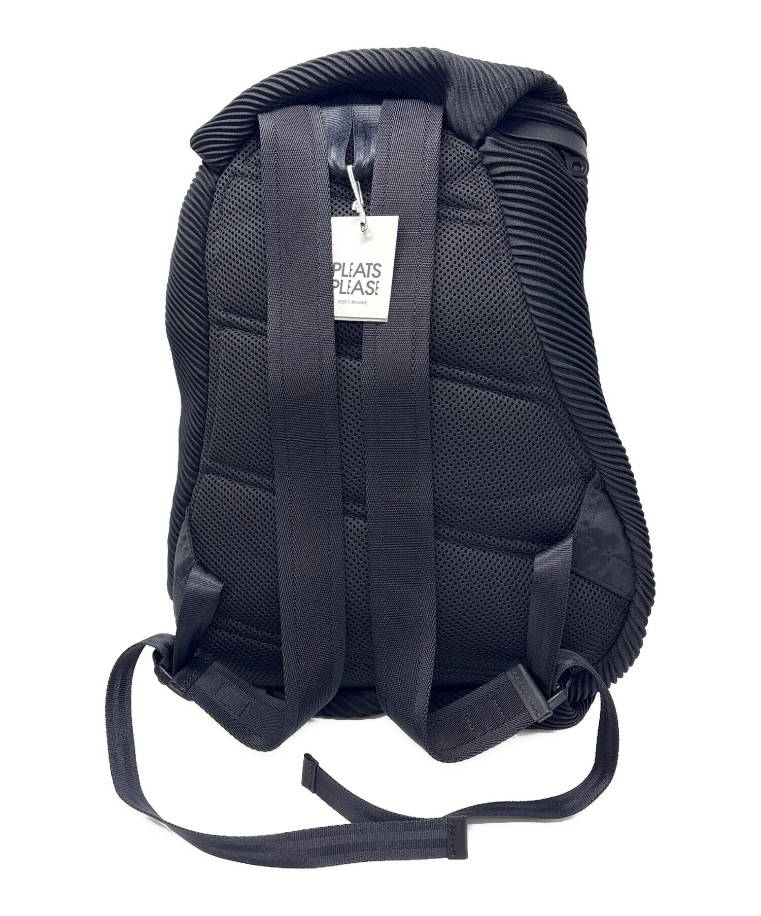 中古・古着通販】ISSEY MIYAKE (イッセイミヤケ) リュック ブラック 