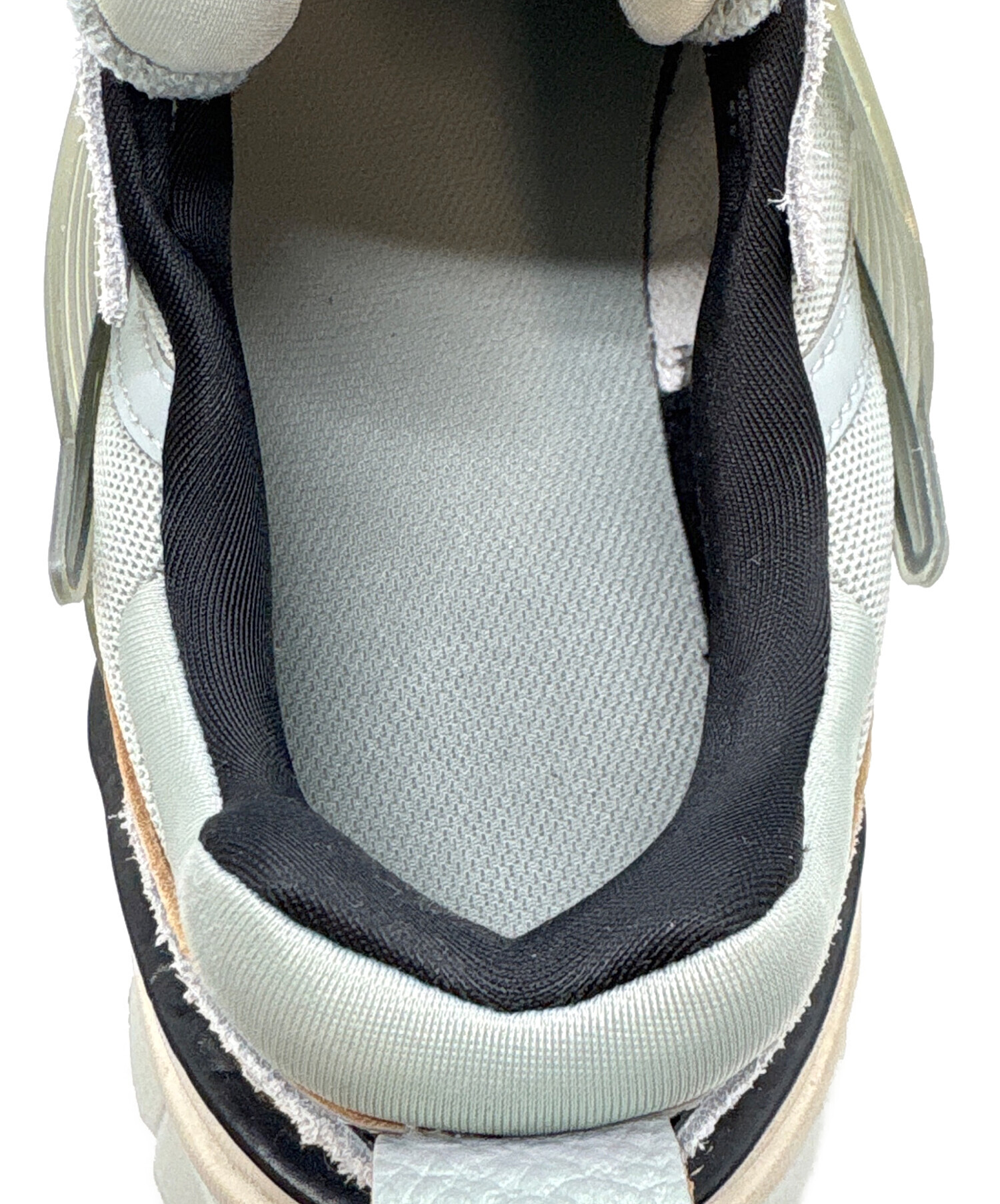 中古・古着通販】NIKE (ナイキ) WMNS V2K RUN グレー×ホワイト サイズ