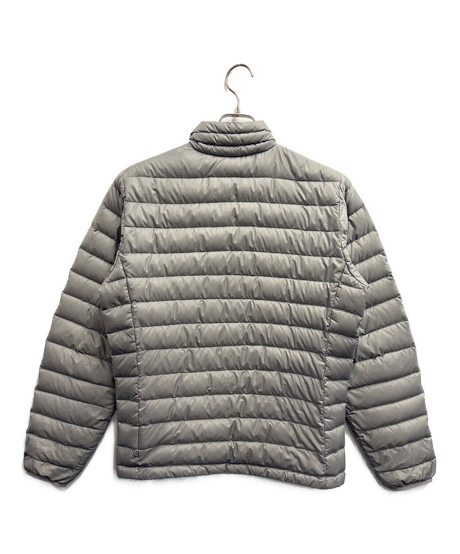 中古・古着通販】Patagonia (パタゴニア) ダウンジャケット ライト