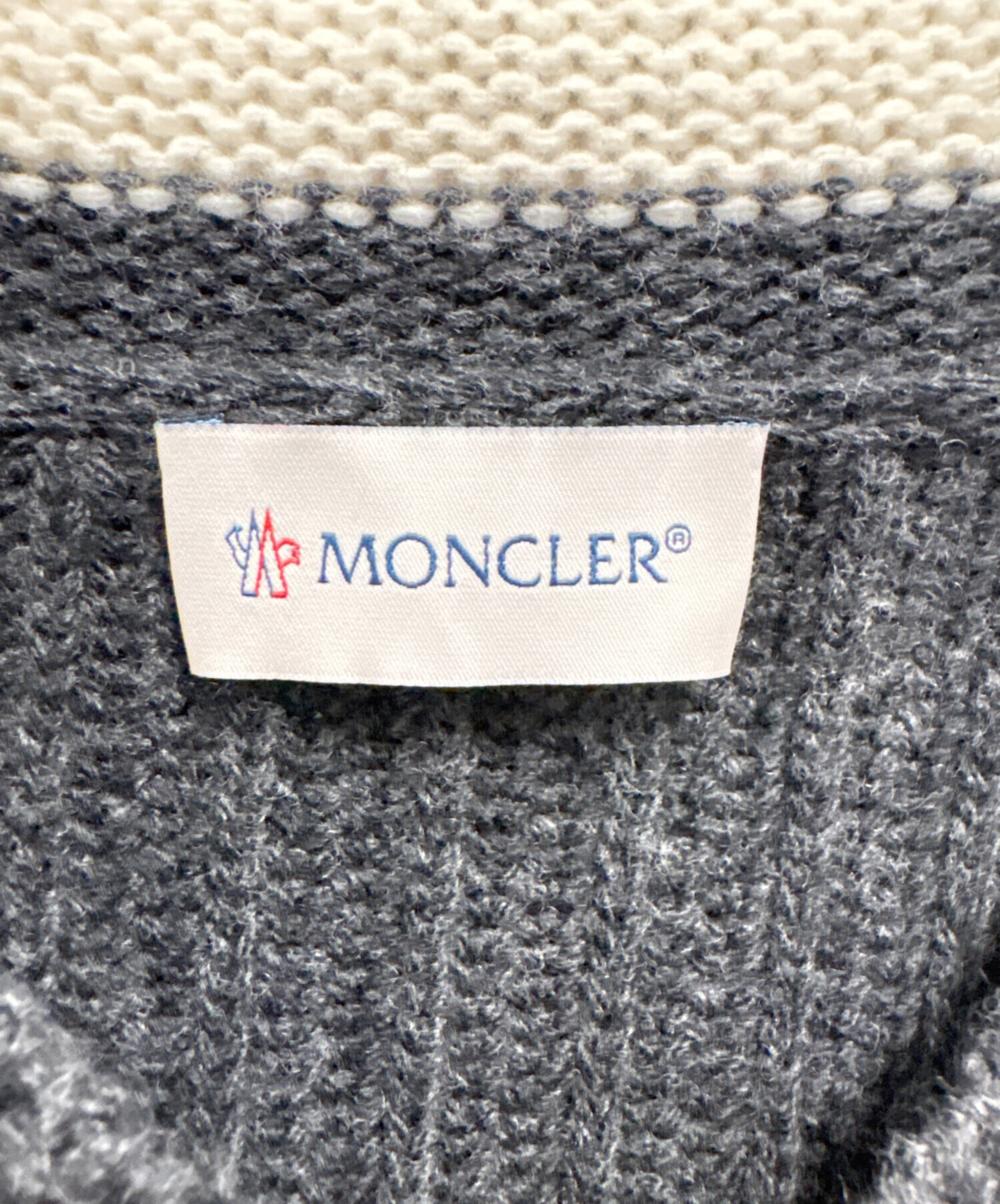 モンクレール グレーニット Mサイズ 中古・古着通販】MONCLER (モンクレール) セーター グレー×ホワイト