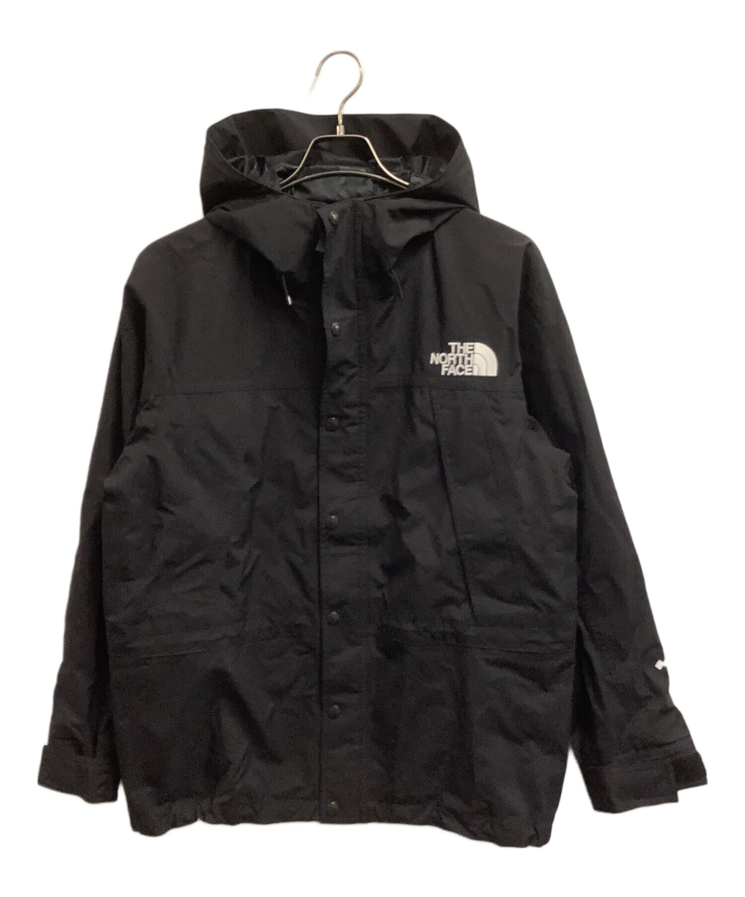 新品タグ付きTHE NORTH FACE レディースブラックナイロンジャケット 中古・古着通販】THE NORTH FACE (ザ ノース フェイス) ナイロン