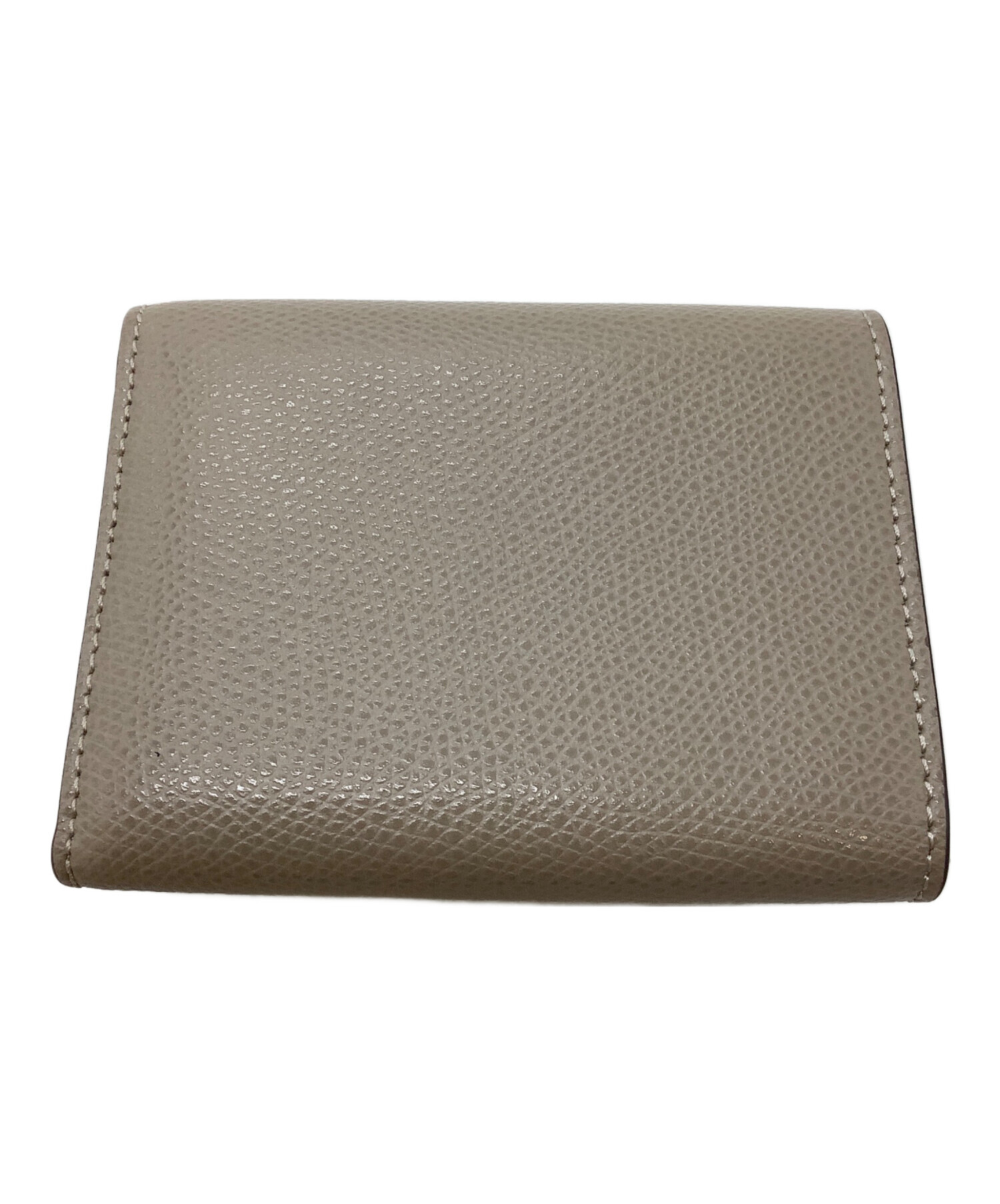 中古・古着通販】FENDI (フェンディ) 3つ折り財布 ベージュ｜ブランド 
