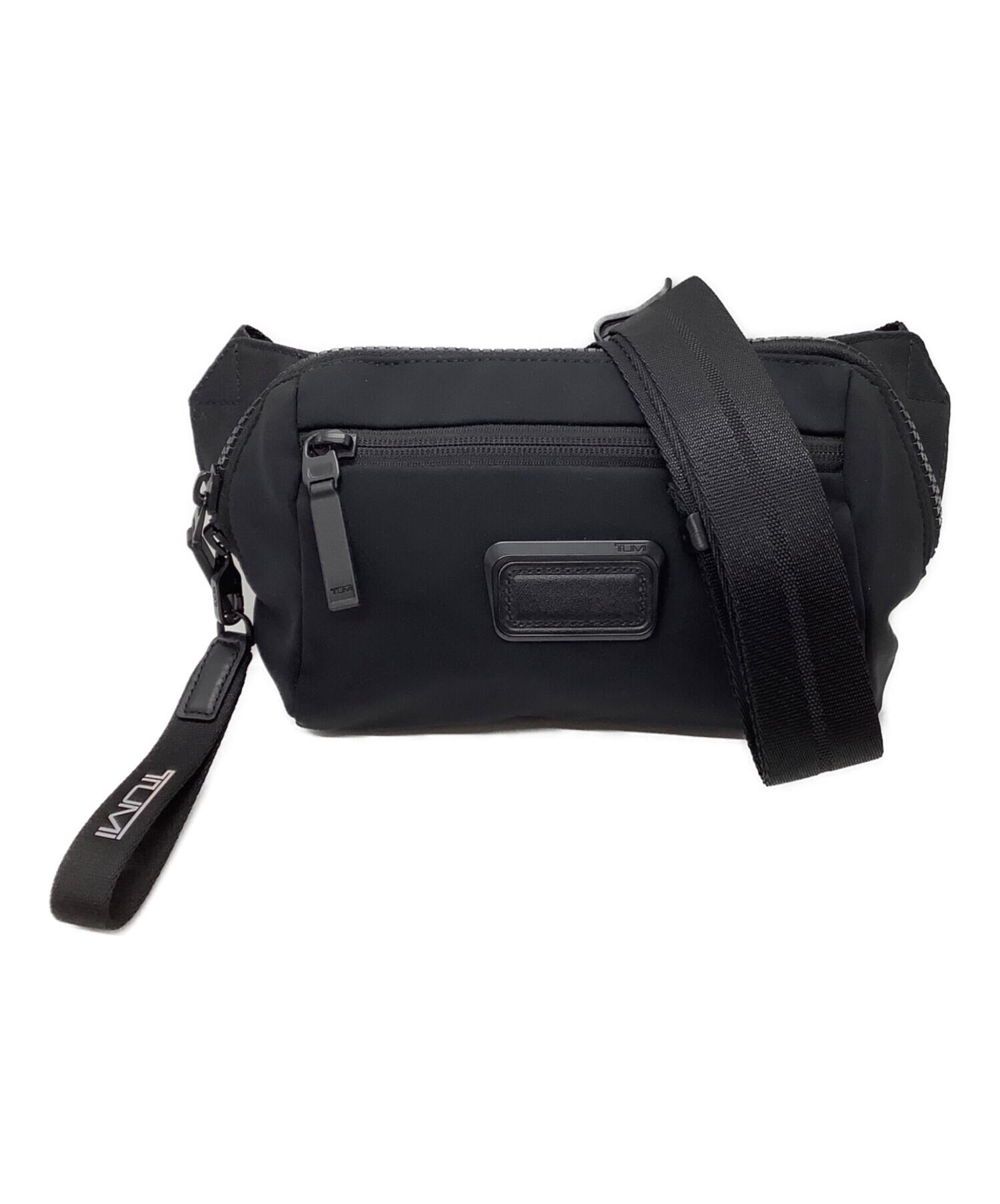TUMI ボディバッグ ブラック ファウンドケース 中古・古着通販】TUMI (トゥミ) ボディバッグ ブラック｜ブランド