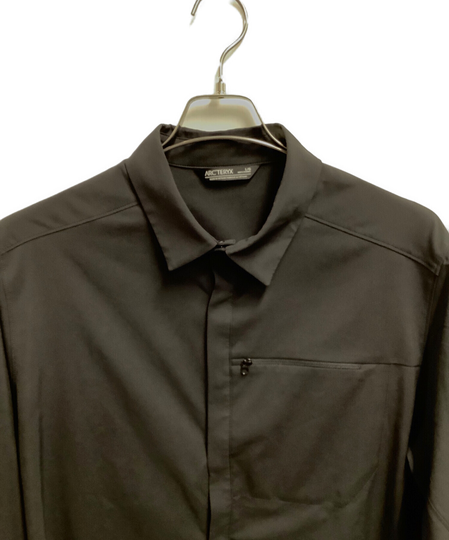 Arc’teryx ポリエステル　長袖シャツ 試着のみ　M/M 中古・古着通販】ARC'TERYX (アークテリクス) 長袖シャツ ブラック