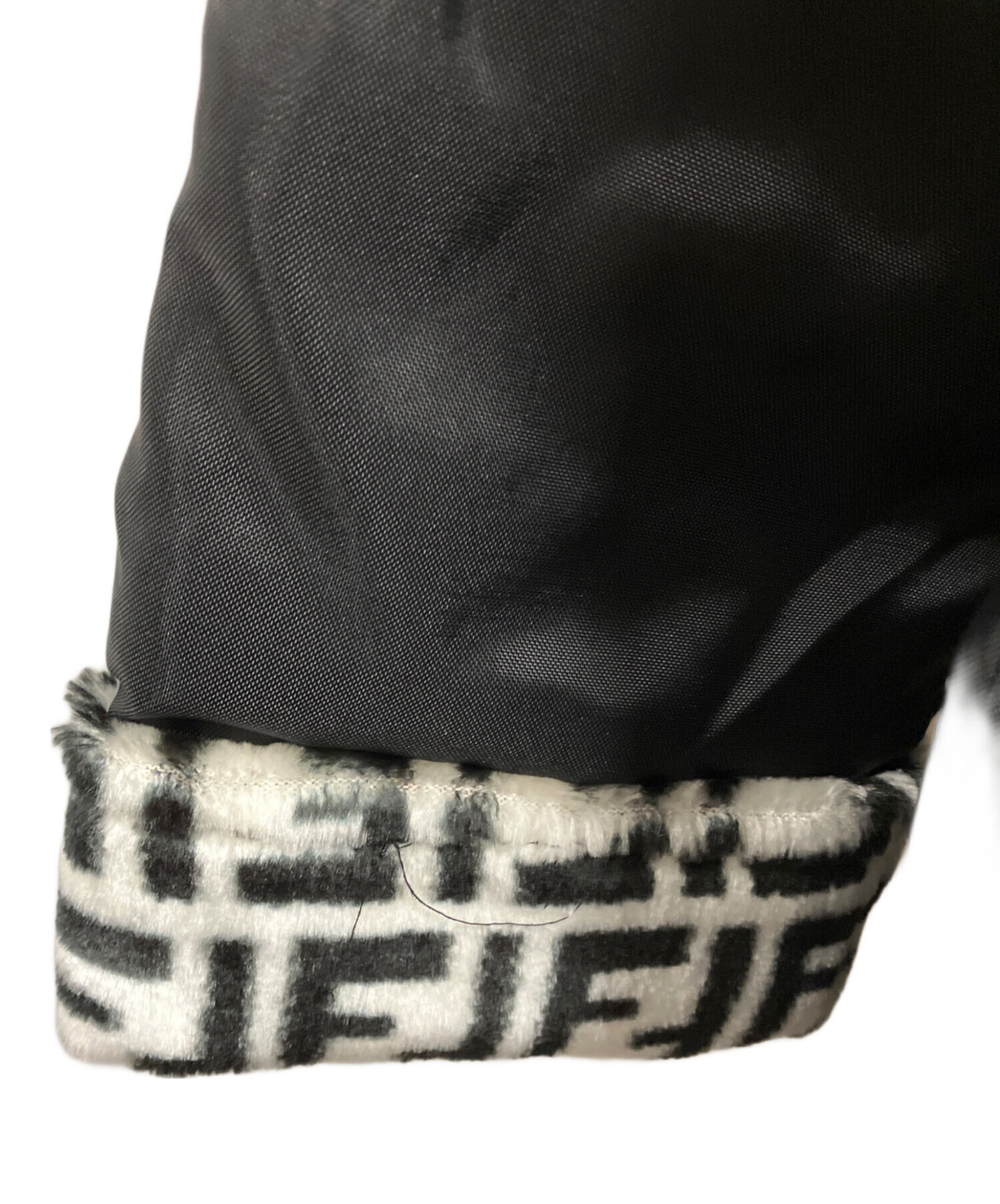 中古・古着通販】FENDI (フェンディ) ダッフルコート ブラック サイズ