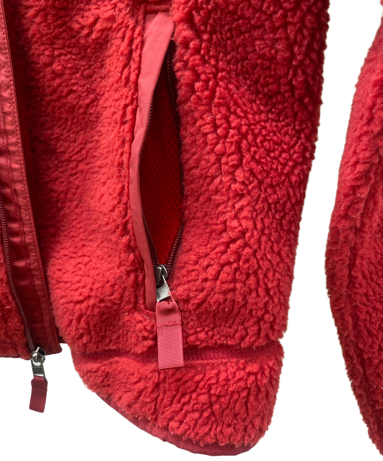 patagonia パタゴニア　フード付きボアジャケット XS レッド赤 patagonia パタゴニア フード付きボアジャケット XS レッド赤