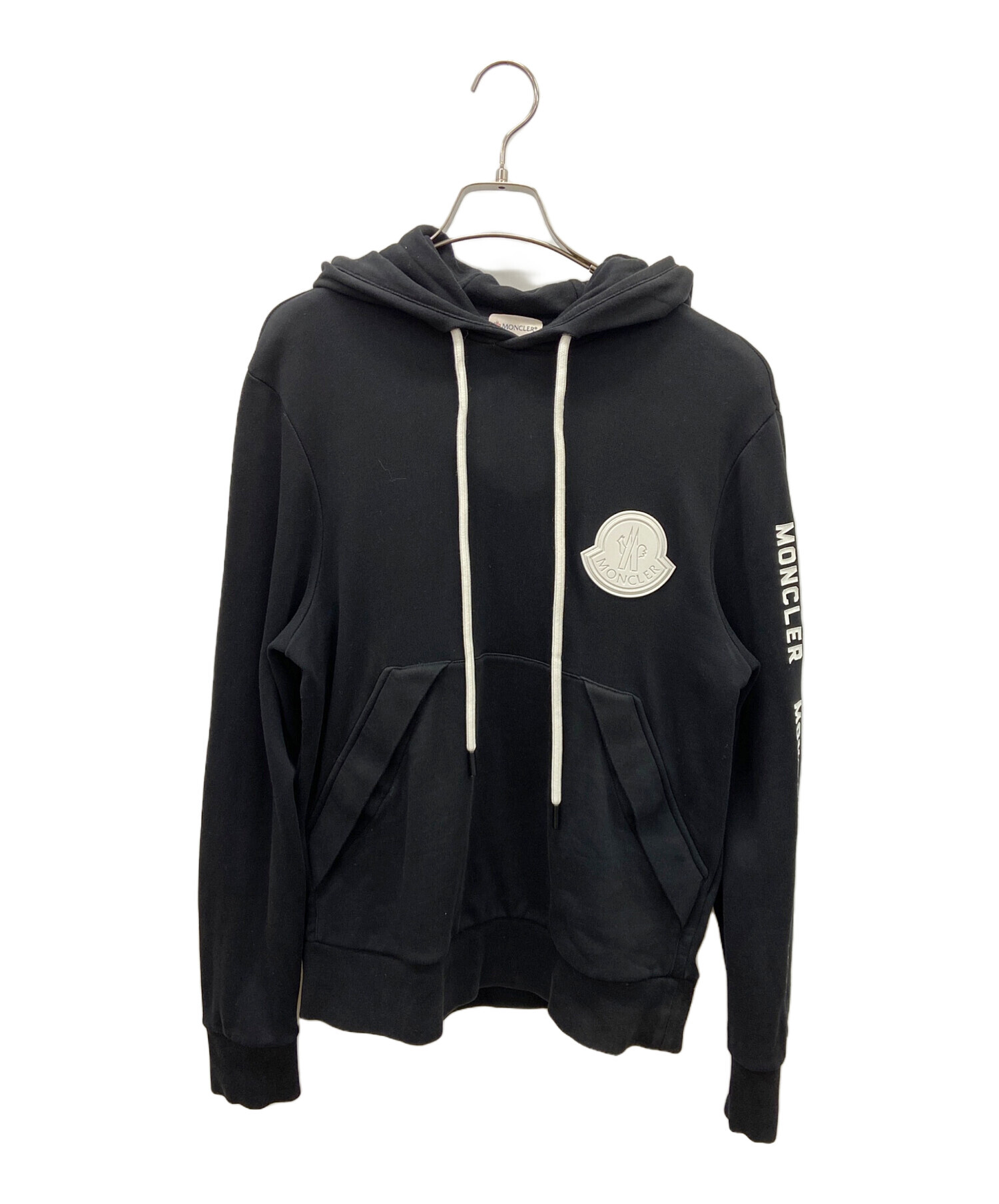 モンクレール パーカー バックロゴ ビックワッペン刺繍付き MONCLER - 即完売 MONCLER モンクレール パーカー 超ビックワッペン