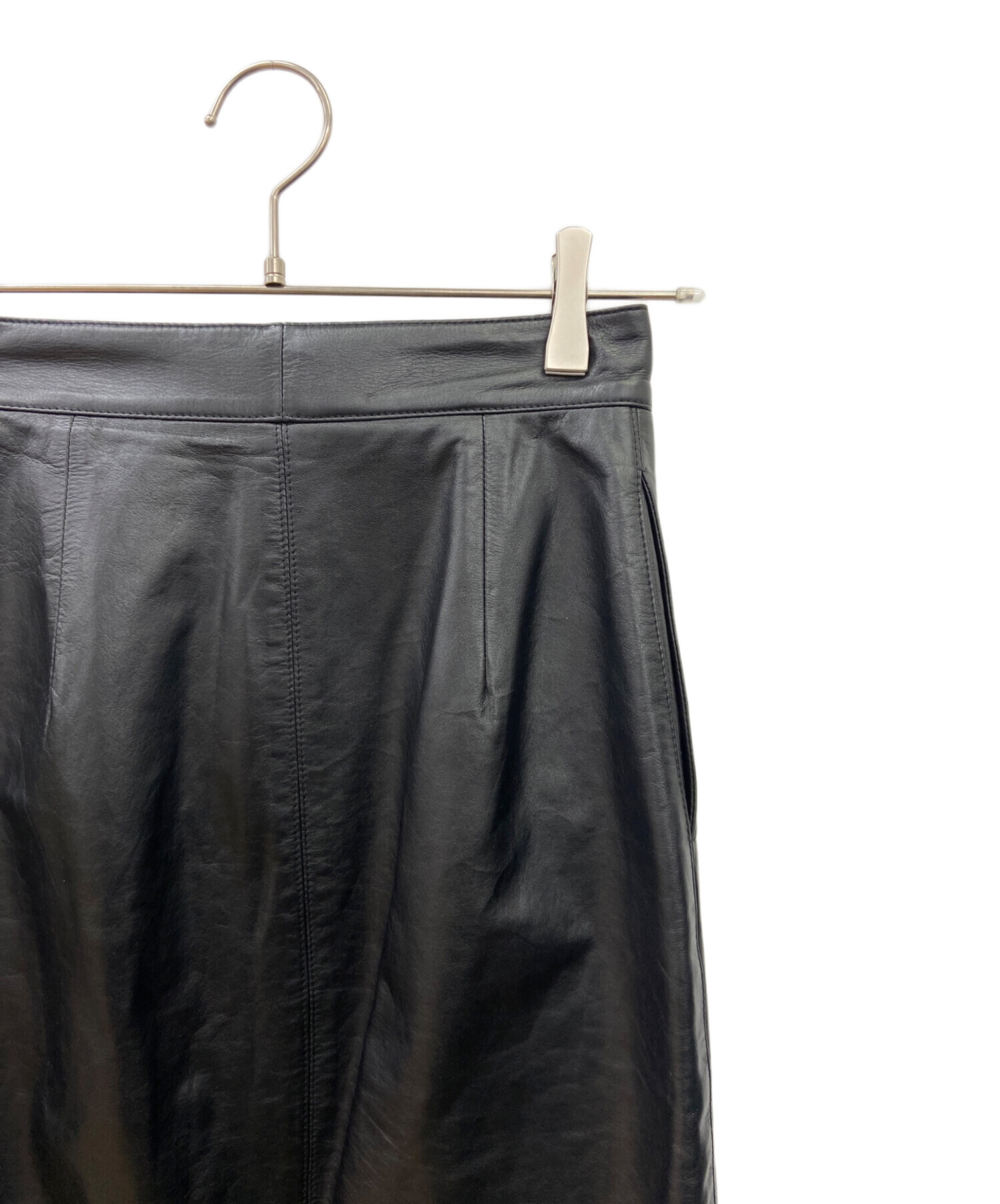 中古・古着通販】VALENTINO (ヴァレンティノ) レザースカート ブラック