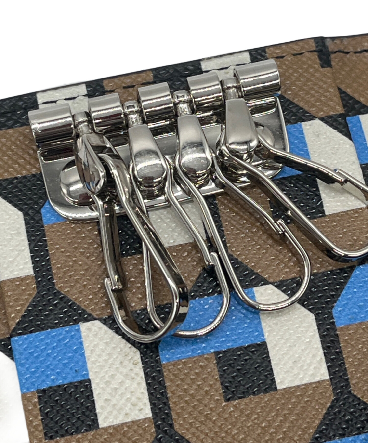 中古・古着通販】PRADA (プラダ) 4連キーケース ブラック｜ブランド