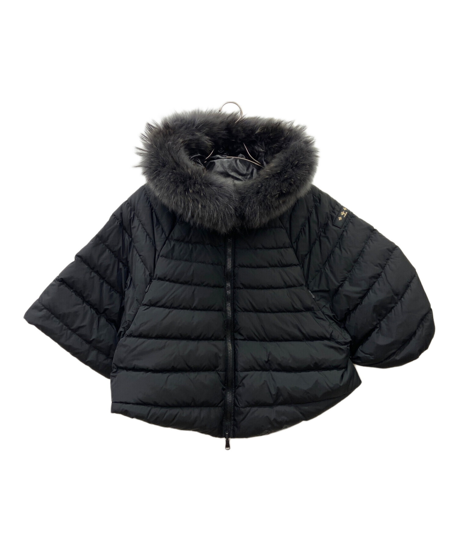 TATRAS 黒 ファーフード付きリバーシブルダウンジャケット 中古・古着通販】TATRAS (タトラス) リバーシブルダウンジャケット