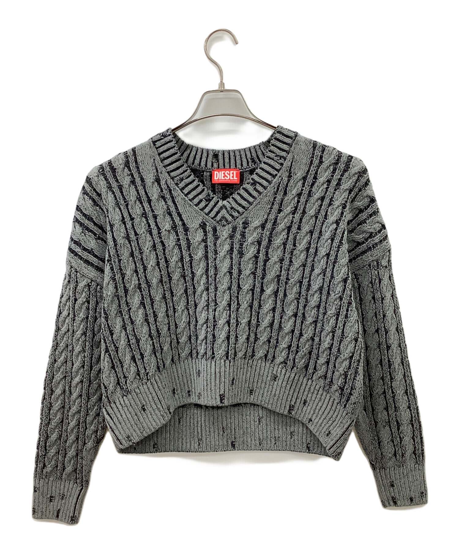 【ディーゼル】M-OXIAケーブルニット Vネック クロップドニット XS ディーゼル】M-OXIAケーブルニット Vネック クロップドニット XS