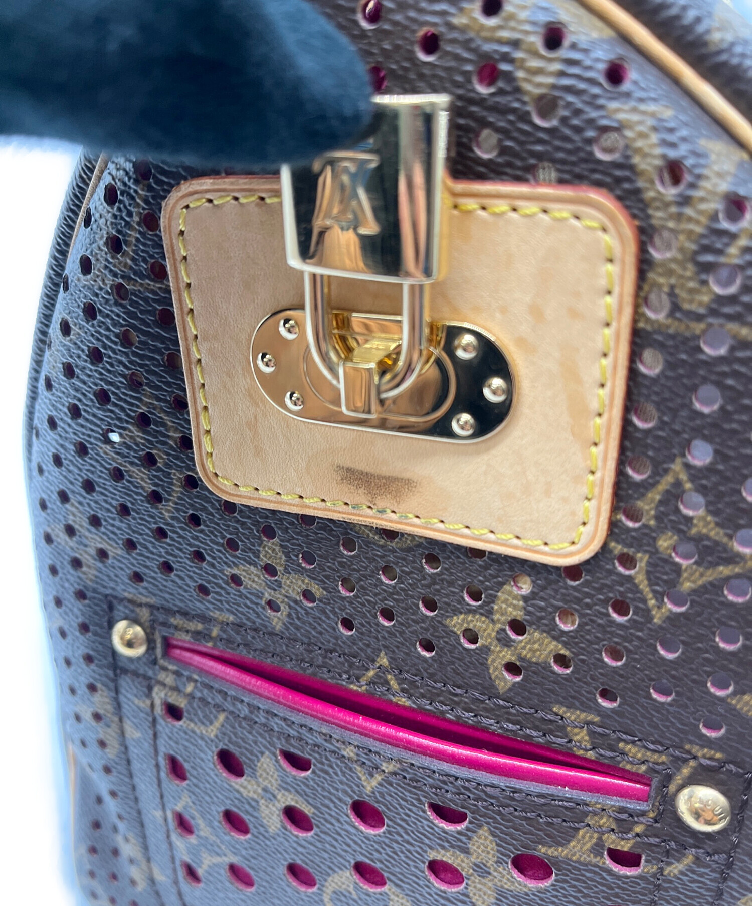 中古・古着通販】LOUIS VUITTON (ルイ ヴィトン) モノグラム・ペルフォ 