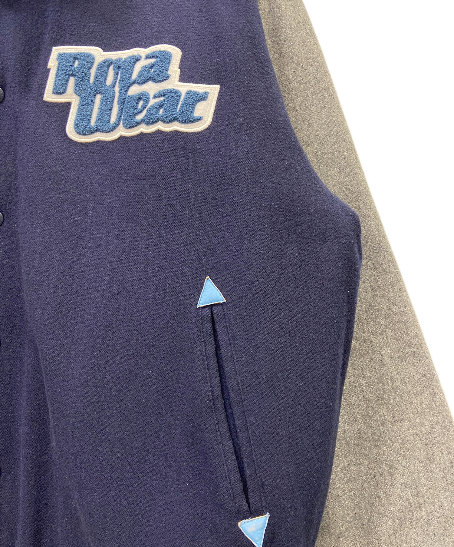 中古・古着通販】ROCA WEAR (ロカウェア) スタジャン ネイビー×グレー