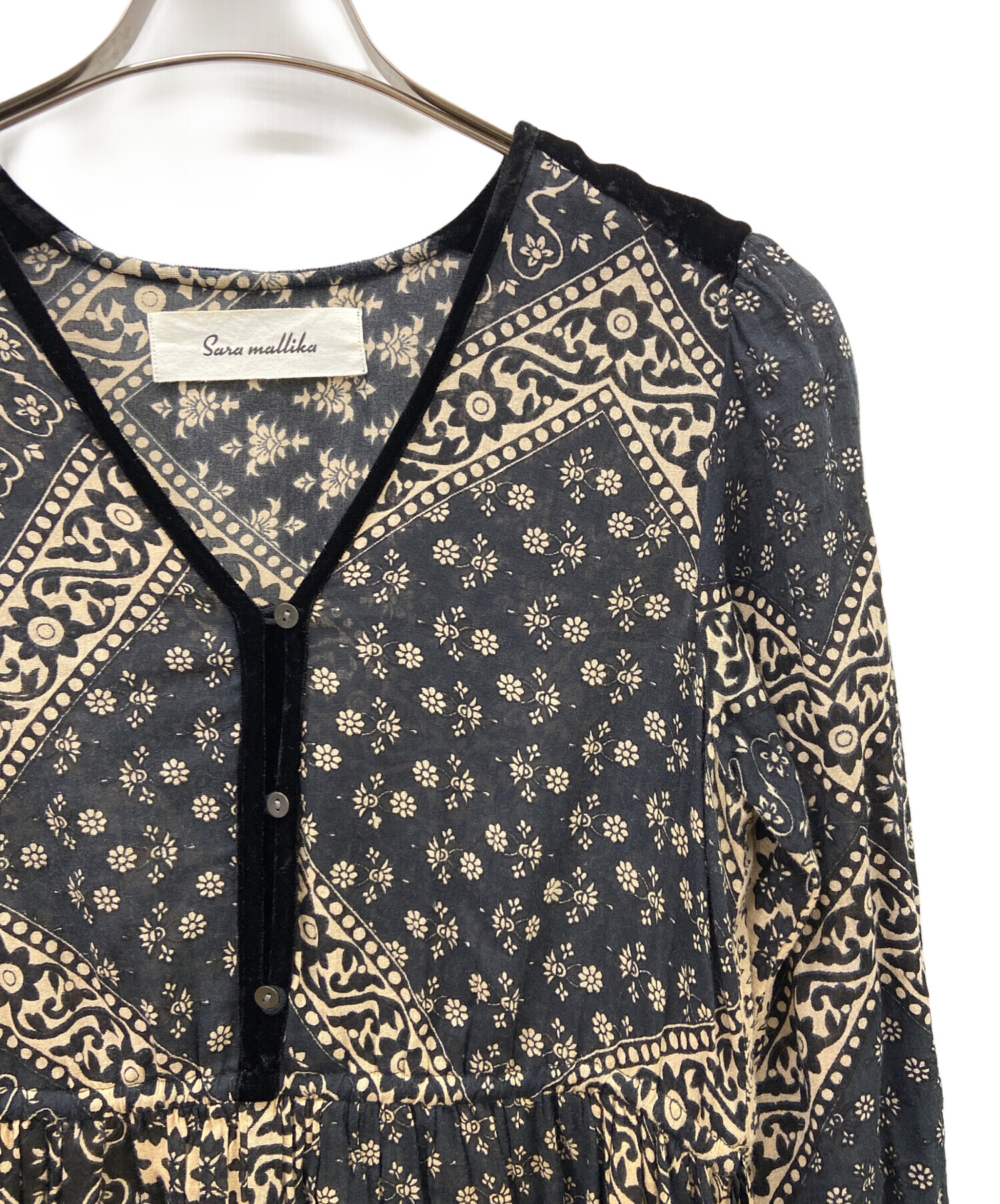 中古・古着通販】sara mallika (サラマリカ) 長袖ワンピース ブラック